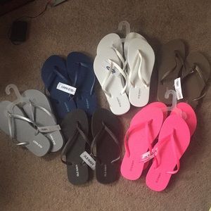 Old Navy Flip Flops ❤️